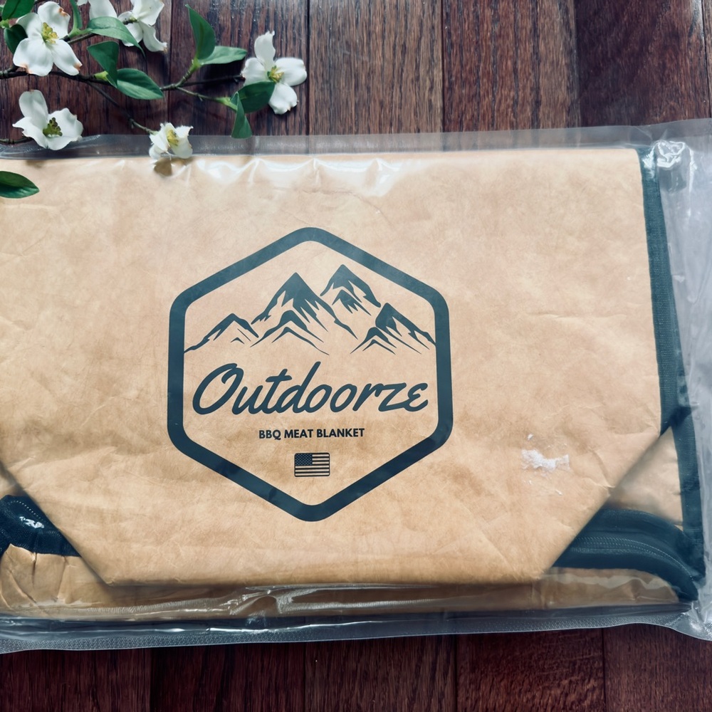 Outdootze BBQ Blanket for Resting Meat,Design in USA- Meat Resting Bag for Grill